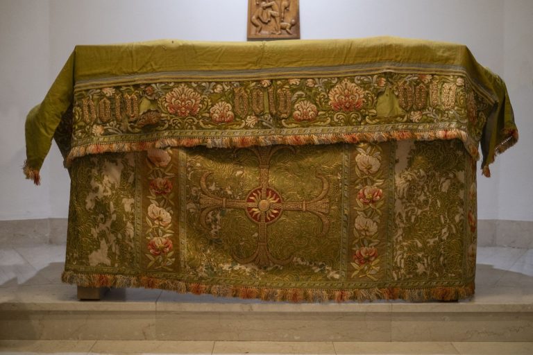 Bradford Cathedral Opens Rare Ecclesiastical Textiles Tours