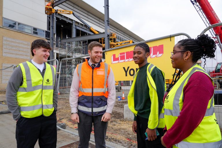 Leeds students gain real-world sustainability experience as part of live construction project
