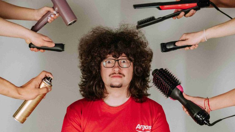 Frank Ilett signs Argos sponsorship for “win number five”