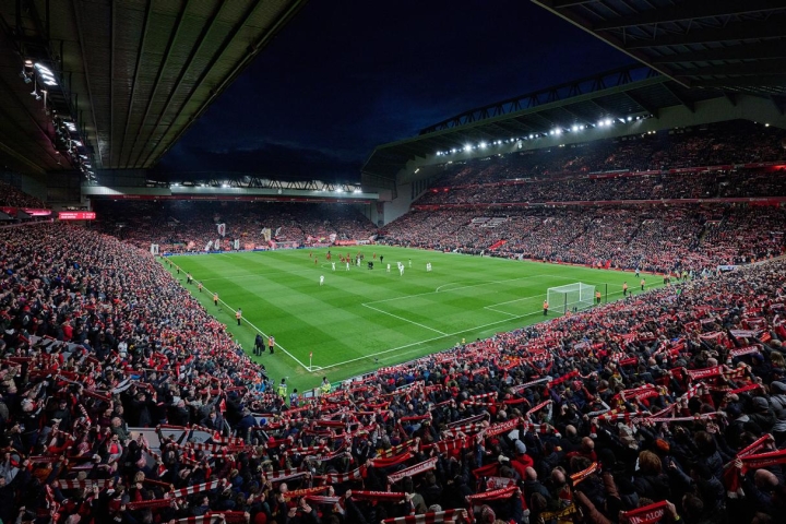 anfield-general-view-fans-man-utd-18122023.jpg
